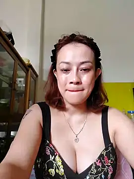Baby-bigboobs2024 online show from 10.02.25