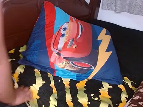 Snapshot of Mysticmariner chatting on 10.01.25 Mysticmariner online show from 10.01.25