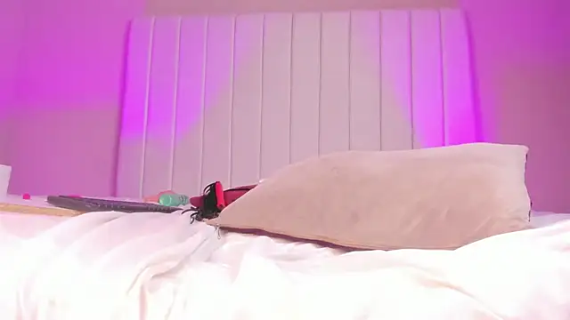 julieta flower online show from 01.15.25