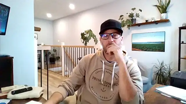 Bigdicktrav902 online show from 01.13.26