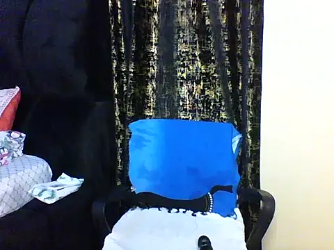 Candii wet  online show from 09.20.25