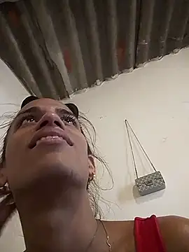 AlexaWarner online show from 11.24.25