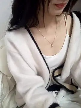 Snapshot of Lovely_kute chatting on 02.26.25 Lovely kute online show from 02.26.25