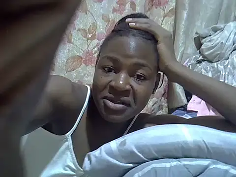 violababy03 online show from 12.16.25