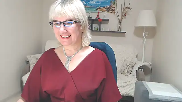 FleurMays online show from 02.17.25