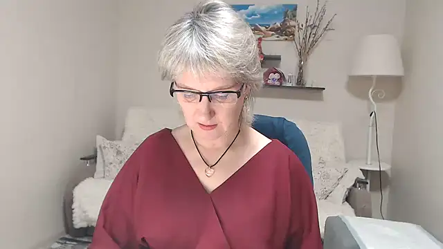 FleurMays online show from 12.02.25