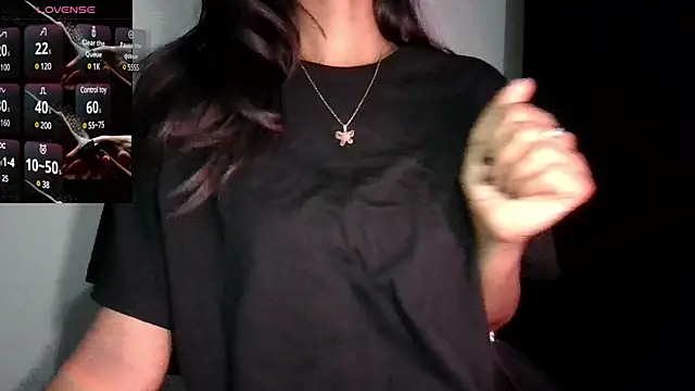 Snapshot of glowybekwa chatting on 03.02.25 glowybekwa online show from 03.02.25