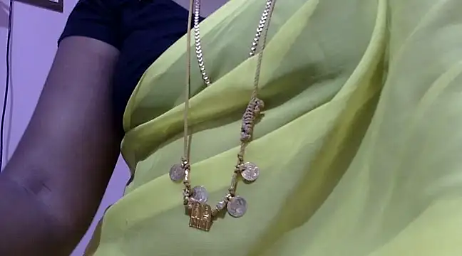 Snapshot of Hot_akshara chatting on 02.21.25 Hot akshara online show from 02.21.25