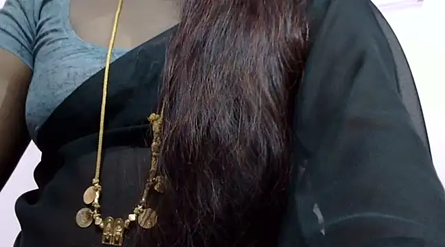 Snapshot of Hot_akshara chatting on 02.25.25 Hot akshara online show from 02.25.25