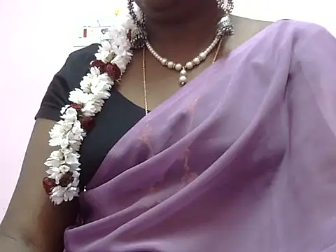 Snapshot of Hot_akshara chatting on 01.05.26 Hot akshara online show from 01.05.26