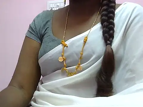 Snapshot of Hot_akshara chatting on 01.11.26 Hot akshara online show from 01.11.26