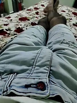 Snapshot of thegoodboy6060 chatting on 09.09.25 thegoodboy6060 online show from 09.09.25