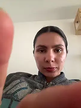 SofiaG  online show from 12.27.24