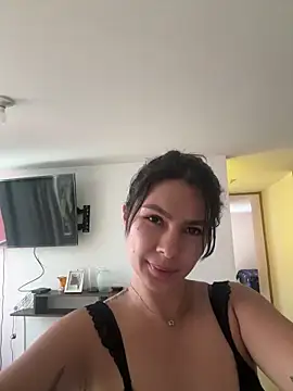 SofiaG  online show from 02.06.25