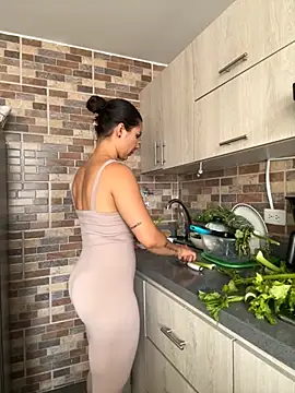 SofiaG  online show from 09.10.25