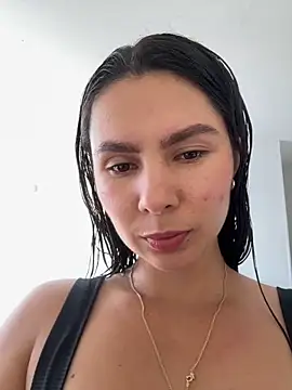 SofiaG  online show from 10.28.25