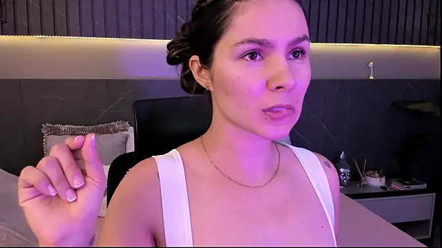 SofiaG  online show from 03.02.26