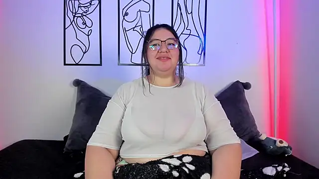 Snapshot of RubyPirsso18 chatting on 03.15.25 RubyPirsso18 online show from 03.15.25