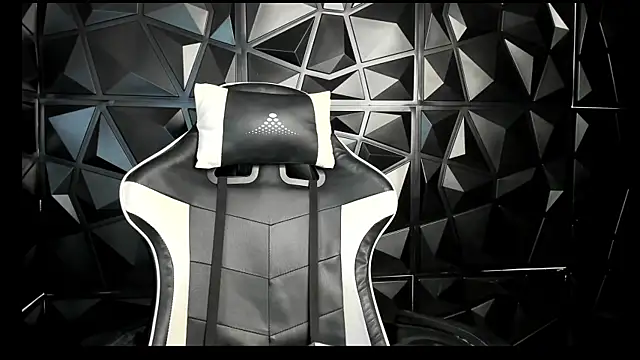 HelueHorny13 online show from 03.19.25