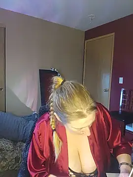 lilyhornyhousewife online show from 06.26.26