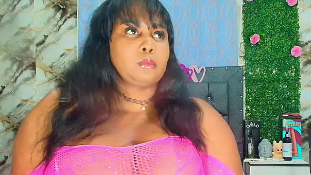 ebony 544 online show from 10.25.25