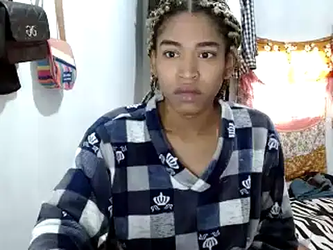 Snapshot of miriam775 chatting on 01.22.25 miriam775 online show from 01.22.25