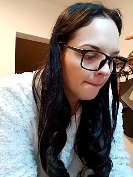 Jujuicy 97 online show from 12.19.25