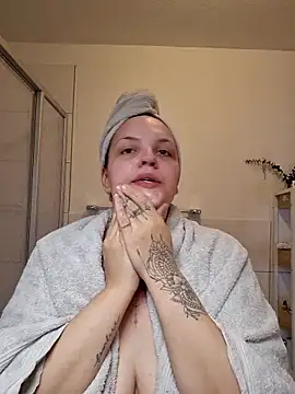 Jujuicy 97 online show from 04.03.26