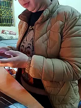 JasminePham online show from 12.23.24