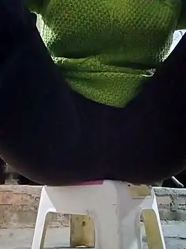 JasminePham online show from 01.21.25