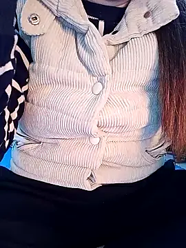 JasminePham online show from 02.18.25