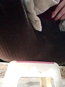 JasminePham online show from 03.04.25