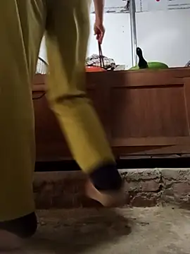 JasminePham online show from 03.11.25