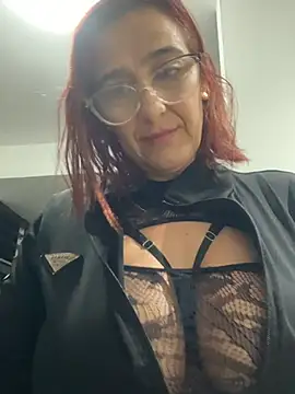 Snapshot of anastasia_and_jordan chatting on 02.11.26 anastasia and jordan online show from 02.11.26