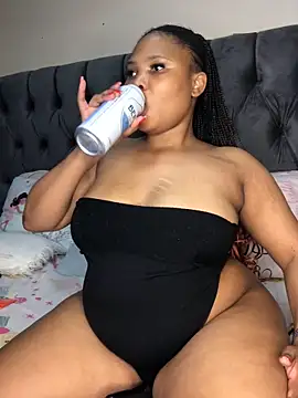 Anaelle24 online show from 04.22.26