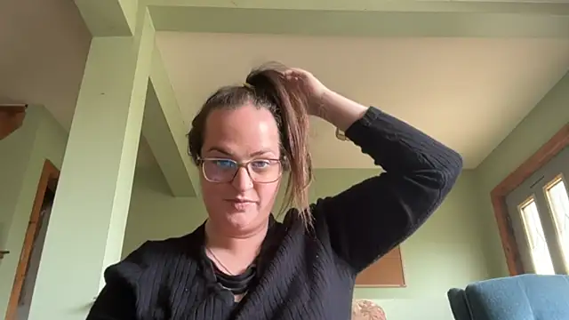 Quinnrose0420 online show from 09.17.25