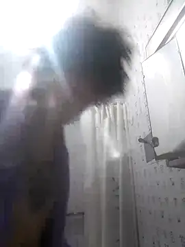 Snapshot of Xtrem3HARDxxx chatting on 09.29.25 Xtrem3HARDxxx online show from 09.29.25