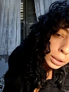 Snapshot of Sweet-diamondxxx chatting on 06.15.26 Sweet-diamondxxx online show from 06.15.26