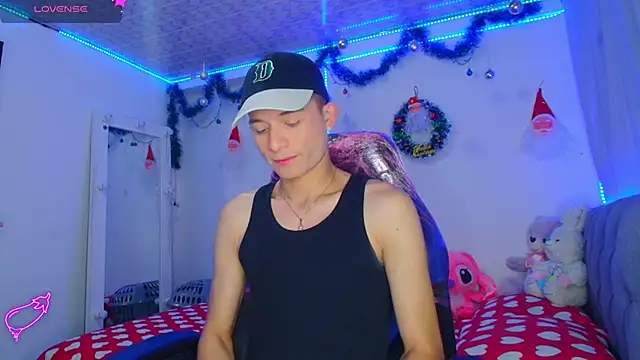 Snapshot of bryamer_19 chatting on 12.29.24 bryamer 19 online show from 12.29.24