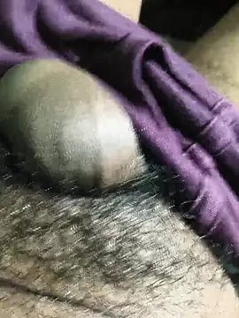 Snapshot of rajrahulovi chatting on 02.17.26 rajrahulovi online show from 02.17.26