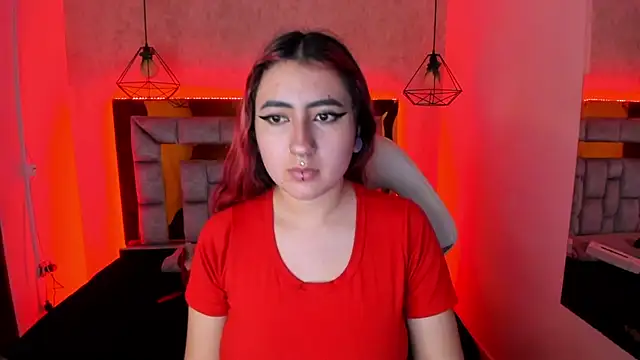 larissa01  online show from 02.21.25