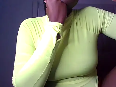 Snapshot of ctrl_cheeks chatting on 10.21.25 ctrl cheeks online show from 10.21.25