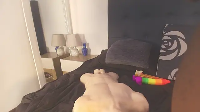 Evelonga 707 online show from 02.05.26