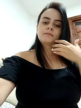Snapshot of Im_Amelia chatting on 12.18.24 Im Amelia online show from 12.18.24