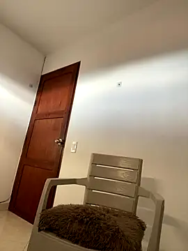 Im Amelia online show from 12.13.25