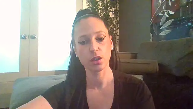 Snapshot of Audrey_hotty chatting on 10.29.25 Audrey hotty online show from 10.29.25