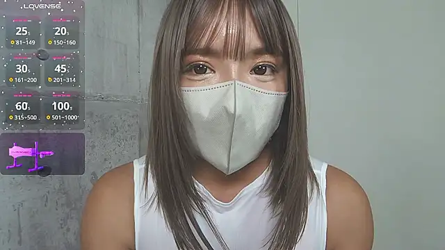 Snapshot of sara__xx__love chatting on 09.12.25 sara xx love online show from 09.12.25