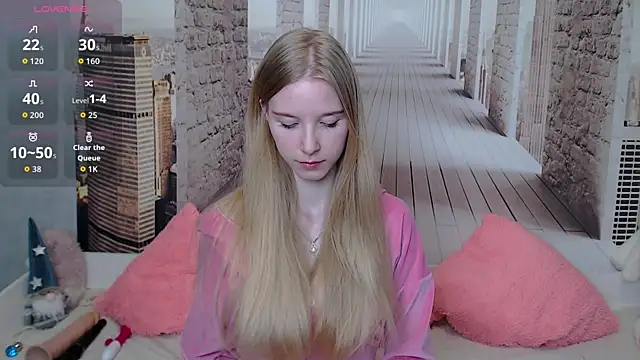 Cutieblondegirl online show from 03.27.26