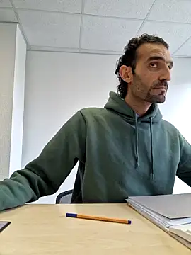 Snapshot of Sammoon chatting on 12.04.24 Sammoon online show from 12.04.24