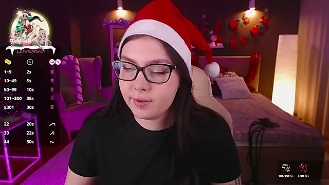 Snapshot of Arizonaa_Muse chatting on 12.23.24 Arizonaa Muse online show from 12.23.24